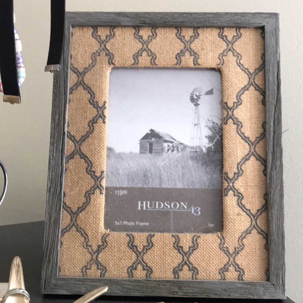5x7 Picture Frame never used